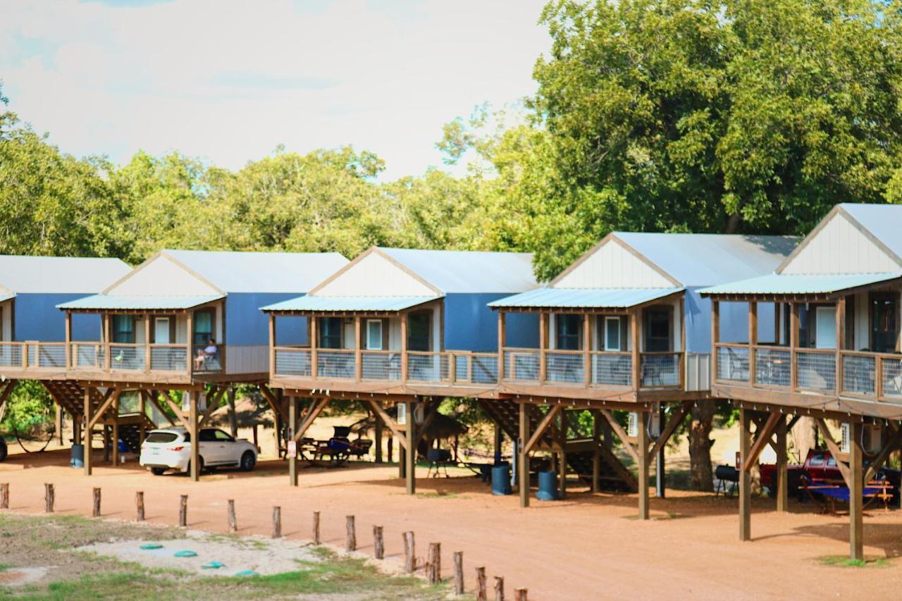 Son'S Rio Cibolo Birdhouse Cabin #11 Beautiful Creek Front Cabins And Cabanas! Villa Marion Exteriör bild