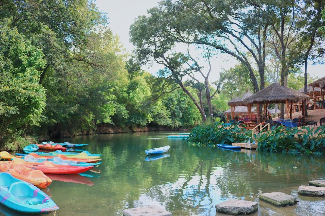 Son'S Rio Cibolo Birdhouse Cabin #11 Beautiful Creek Front Cabins And Cabanas! Villa Marion Exteriör bild