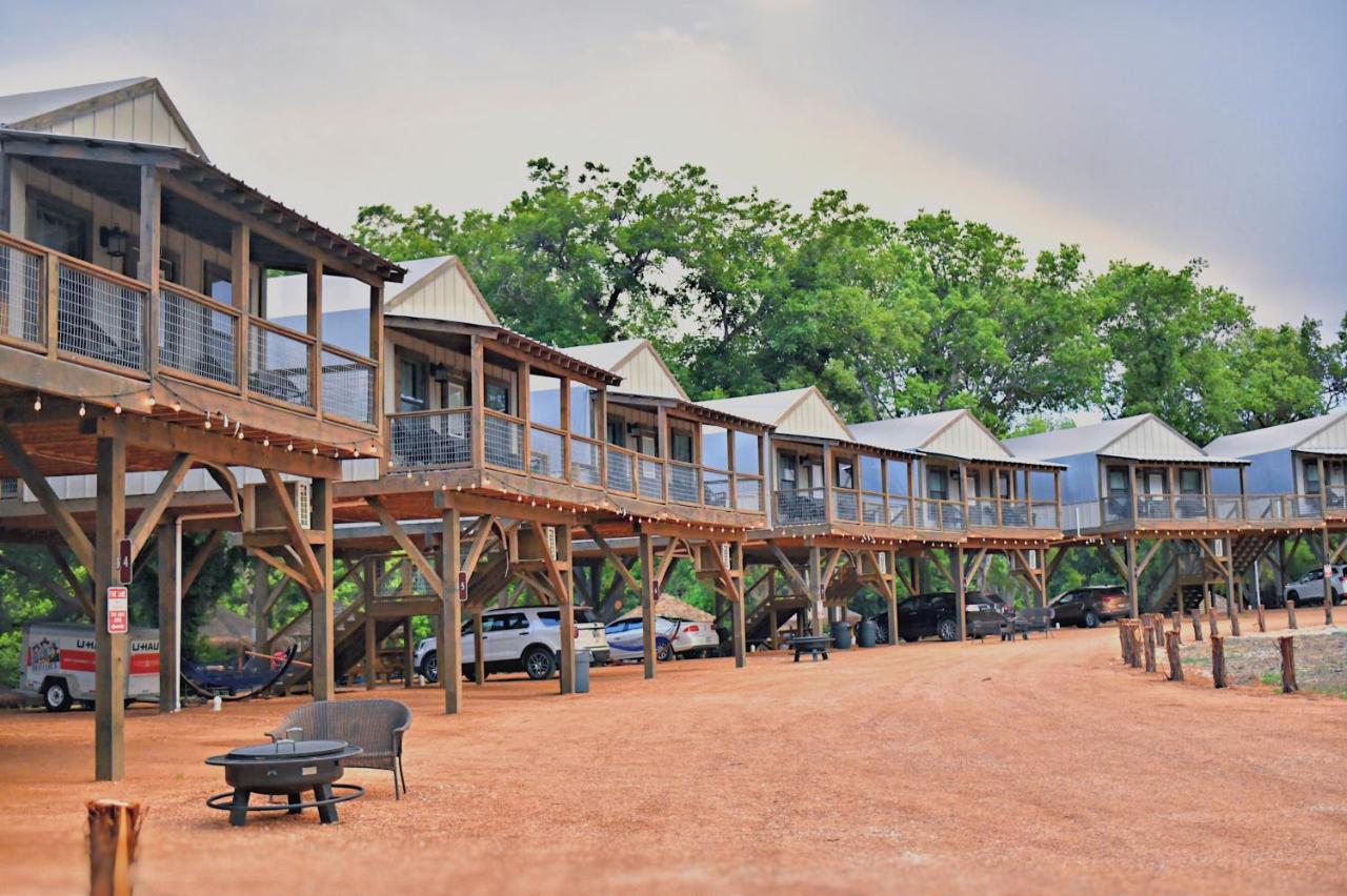 Son'S Rio Cibolo Birdhouse Cabin #11 Beautiful Creek Front Cabins And Cabanas! Villa Marion Exteriör bild