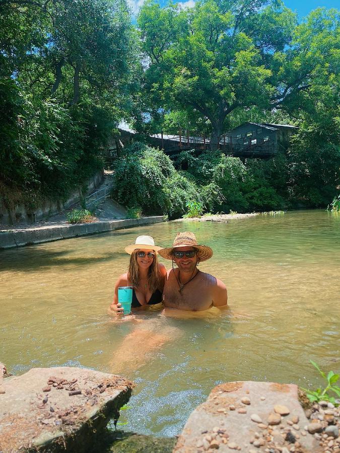 Son'S Rio Cibolo Birdhouse Cabin #11 Beautiful Creek Front Cabins And Cabanas! Villa Marion Exteriör bild