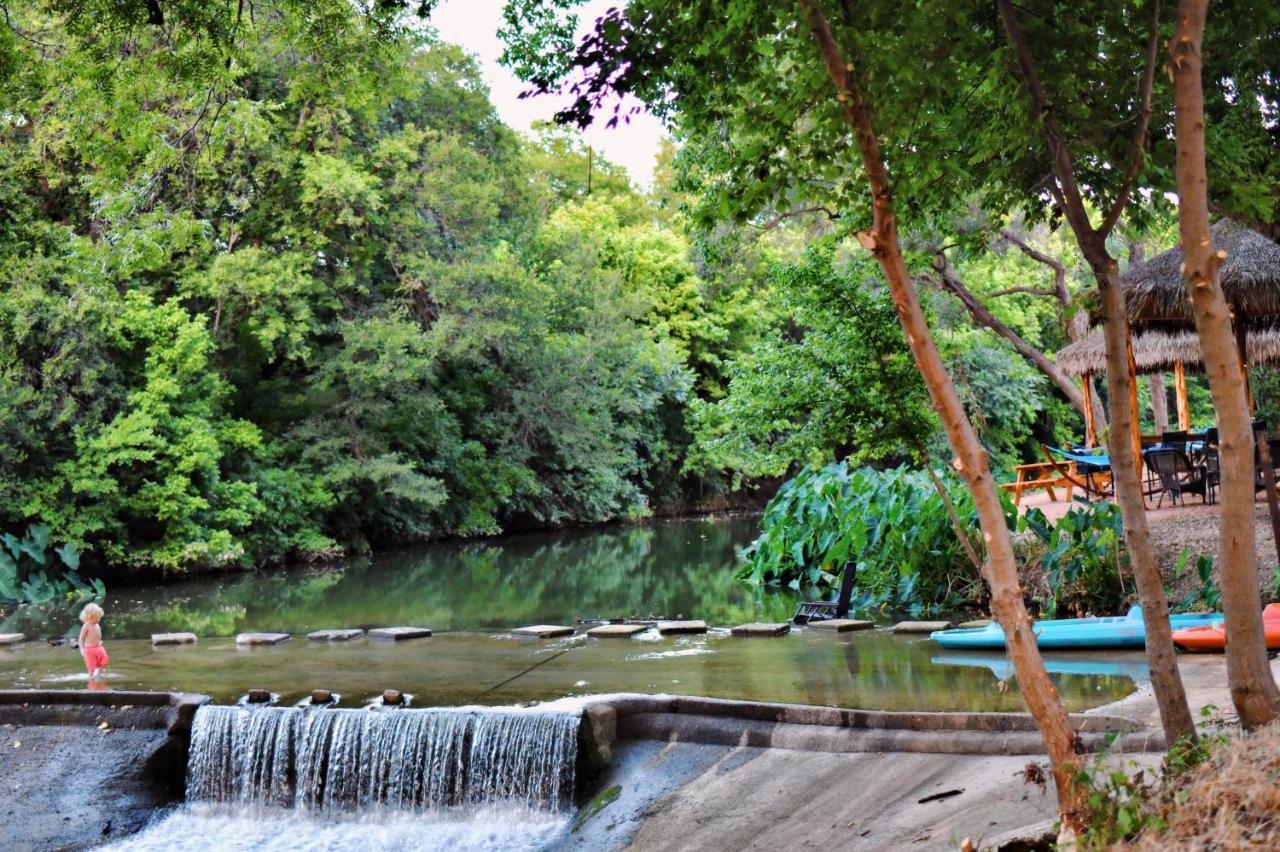 Son'S Rio Cibolo Birdhouse Cabin #11 Beautiful Creek Front Cabins And Cabanas! Villa Marion Exteriör bild